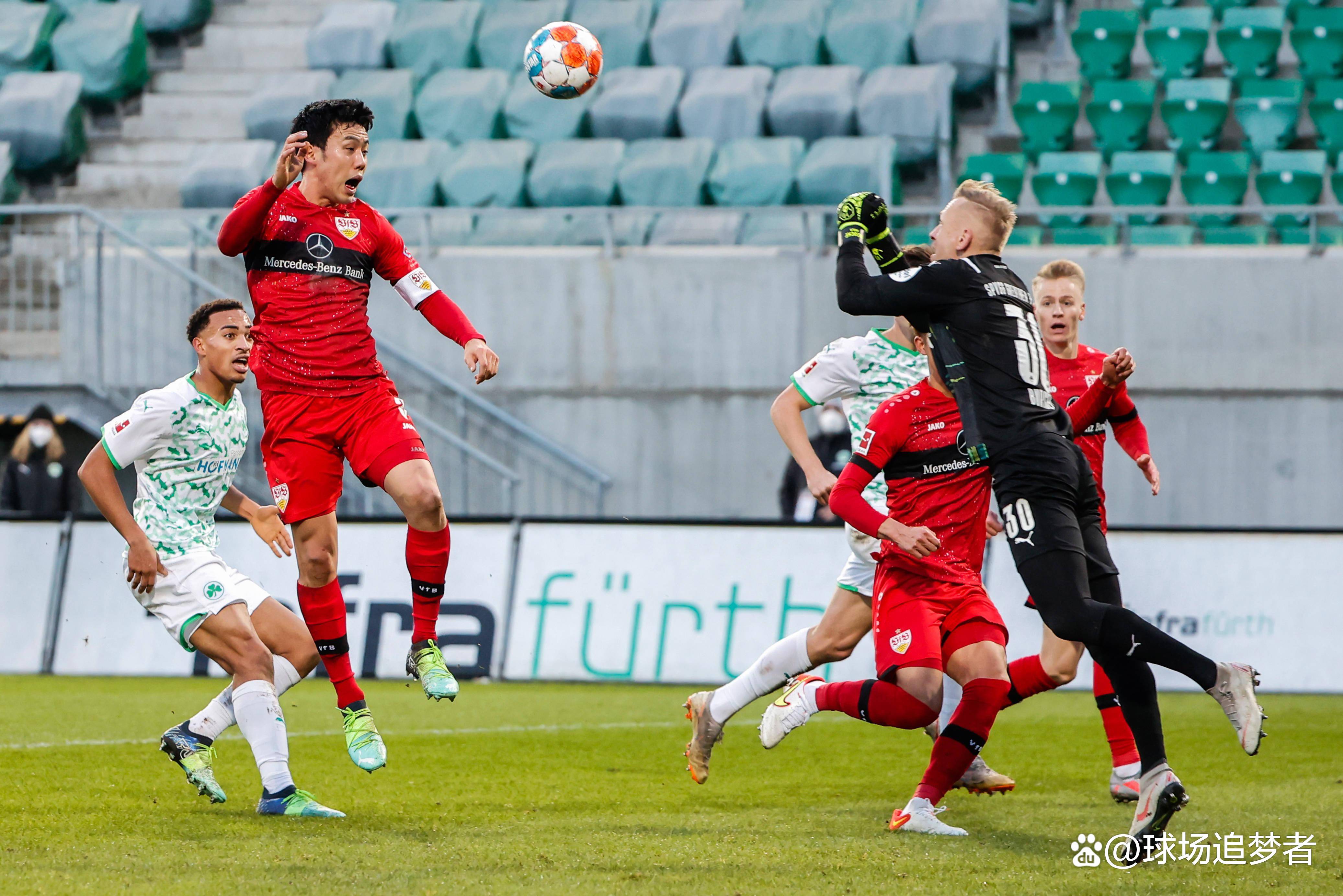 完美体育官网-沃尔夫斯堡主场失利，联赛排名下滑的简单介绍